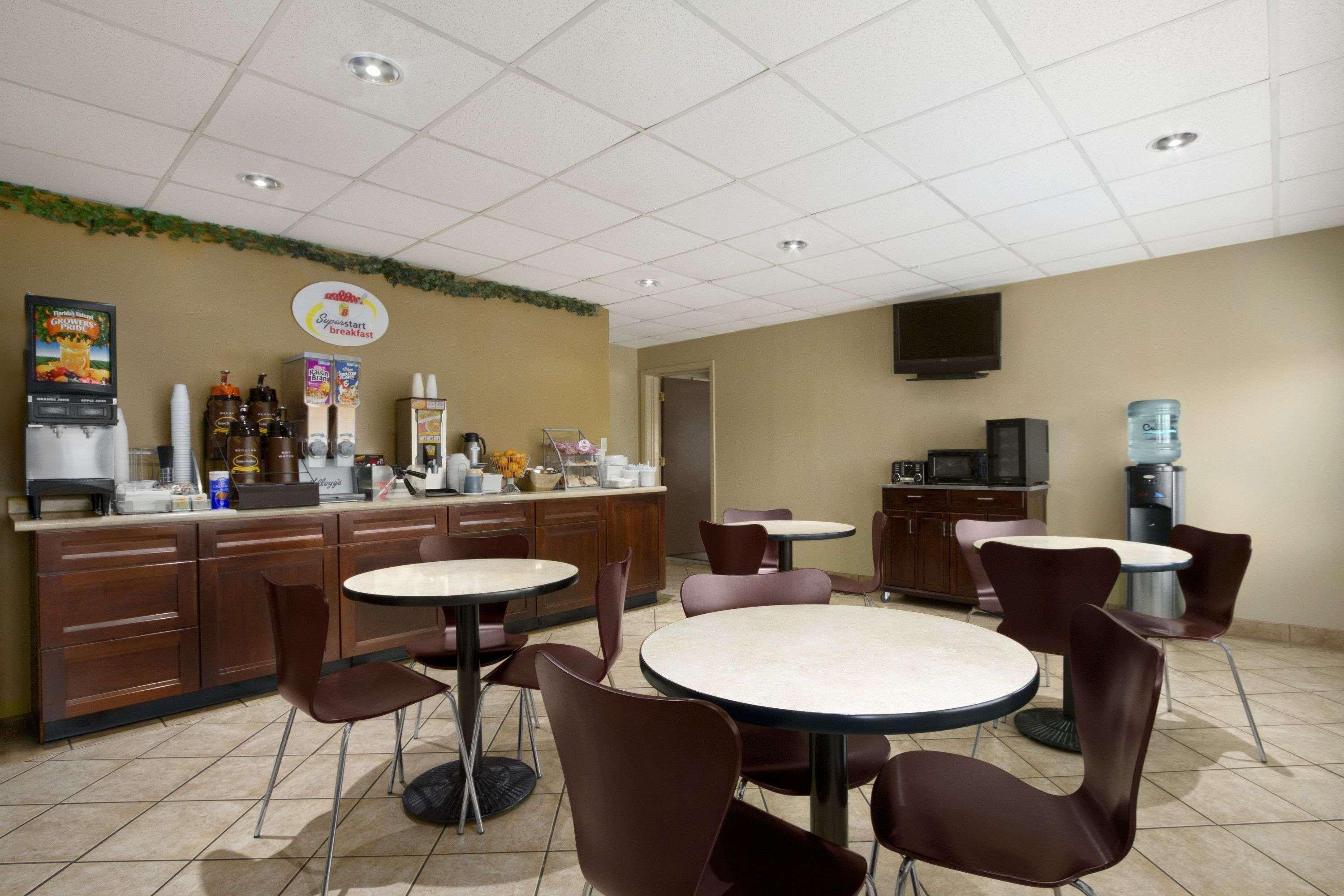 Super 8 By Wyndham-Tupelo Airport Motel Dış mekan fotoğraf