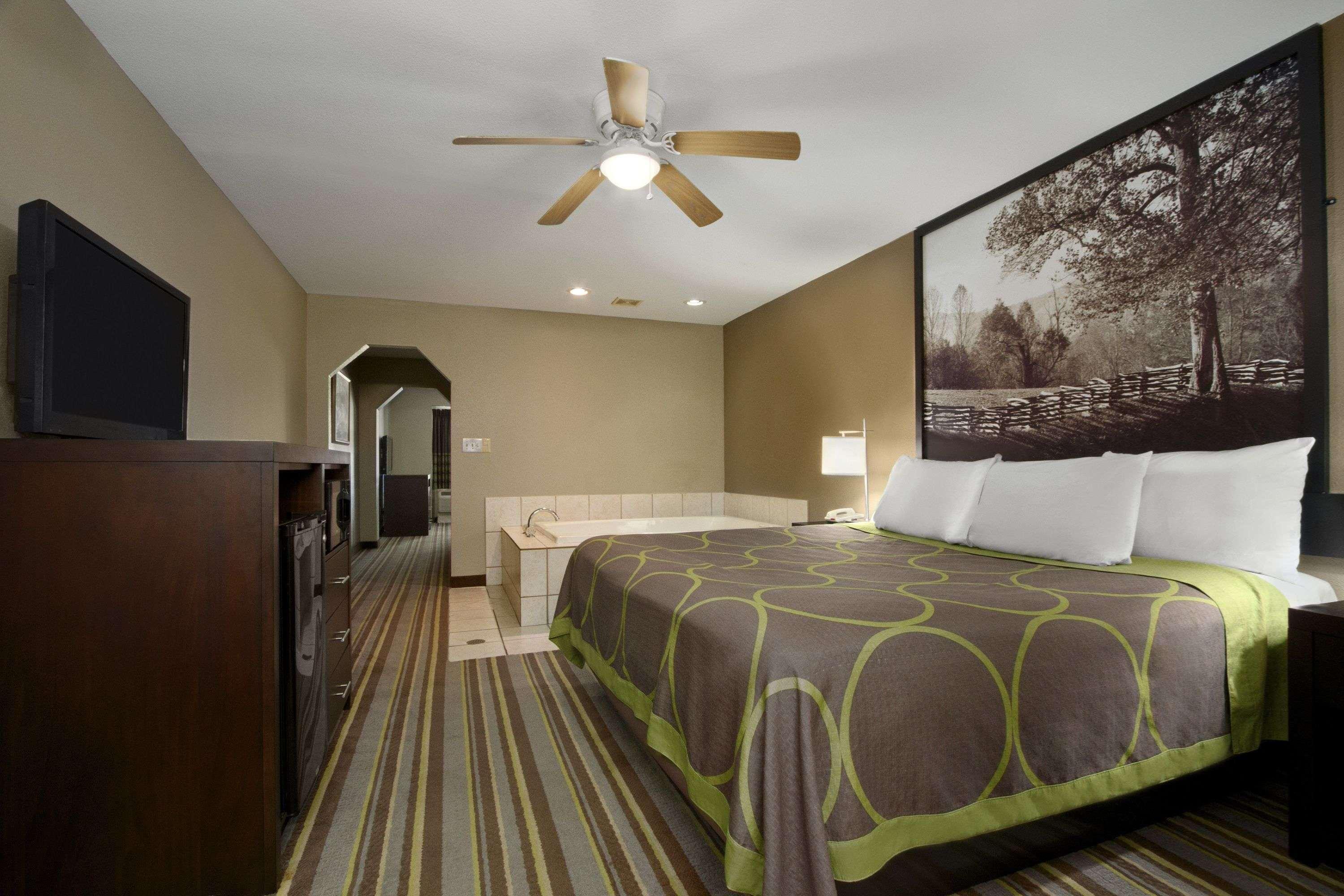 Super 8 By Wyndham-Tupelo Airport Motel Dış mekan fotoğraf