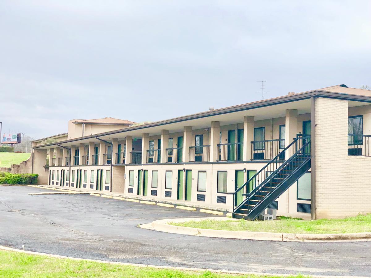 Super 8 By Wyndham-Tupelo Airport Motel Dış mekan fotoğraf